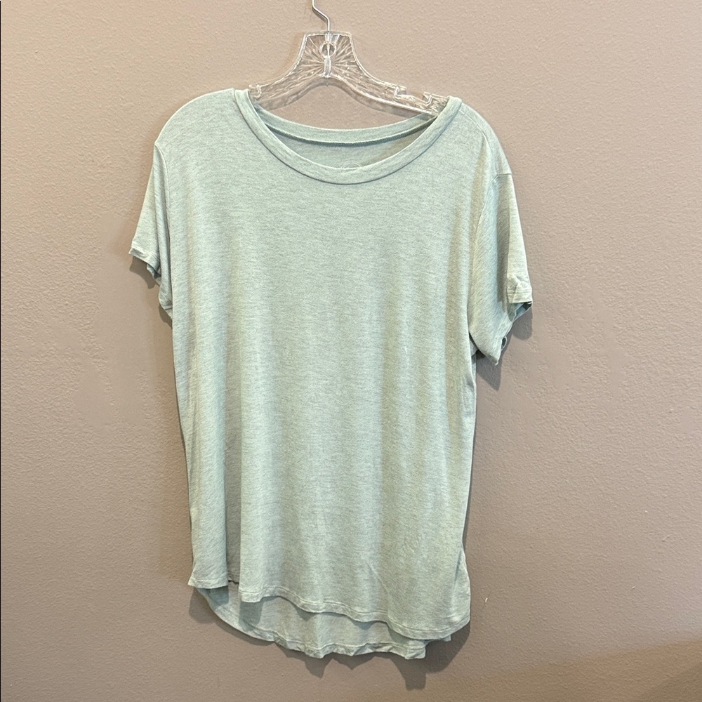 24/7 Comfort Apparel Light Green Short Sleeve Top